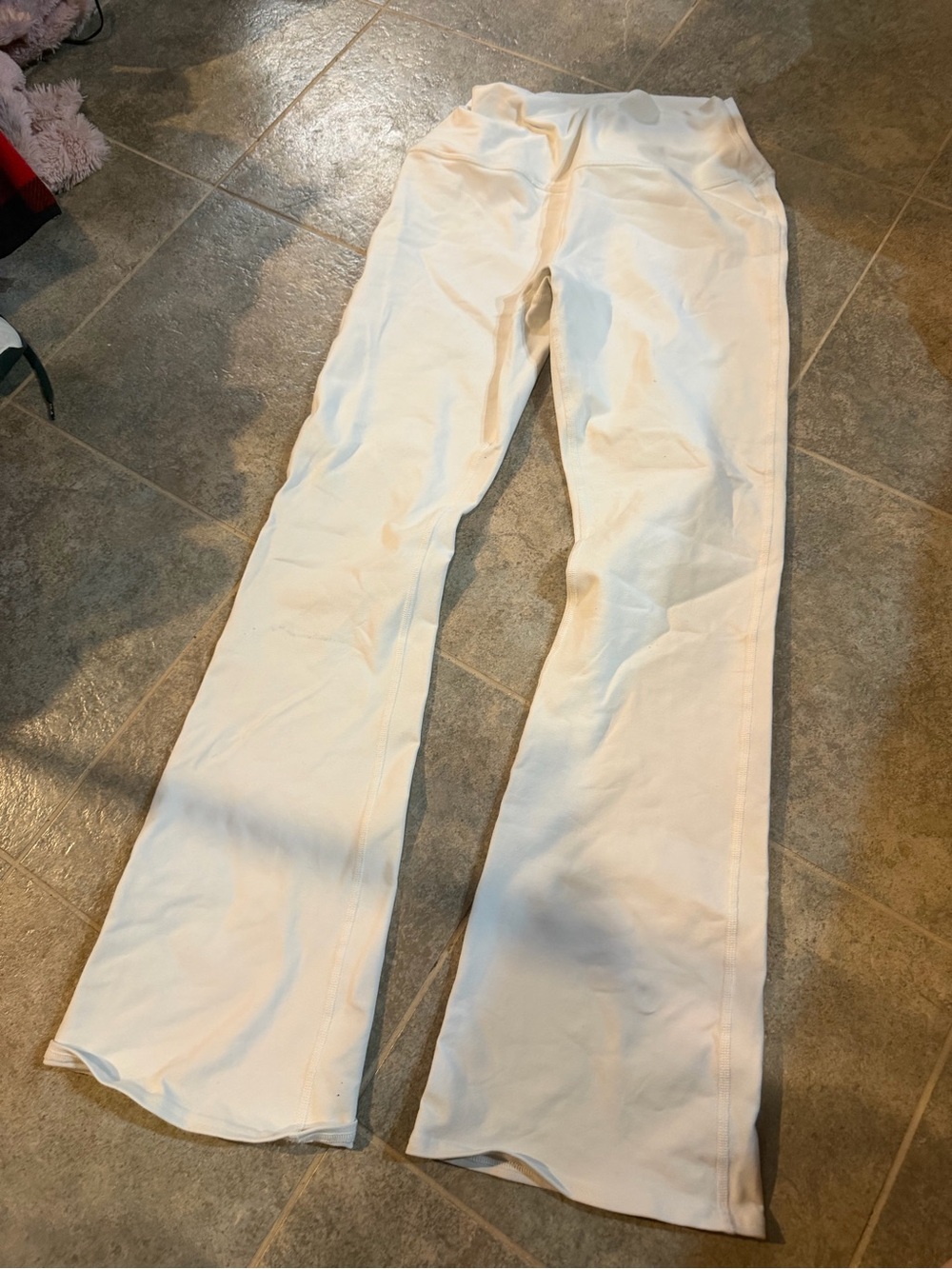 Women’s White Flare yoga Alo